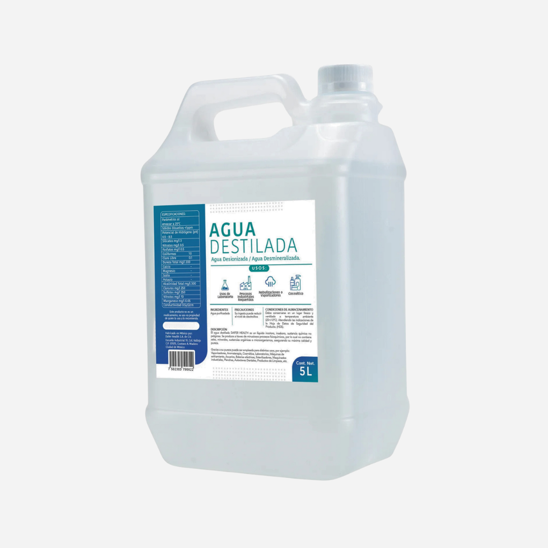Vídeo demostrativo del uso de agua destilada 5L en un sistema de laboratorio de alta precisión, ideal para entornos profesionales.