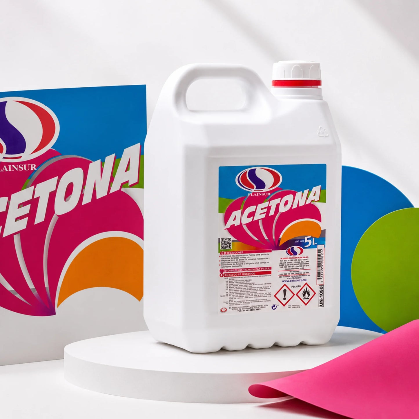 Composición de estudio de la garrafa de Acetona Pura 5L Plainsur de DMP con los colores de su etiquetado  en Gran Canaria