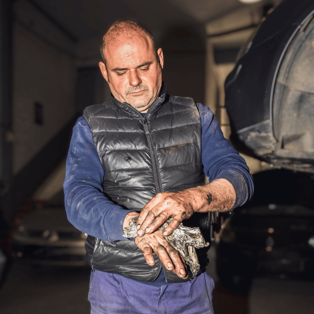 Bobina de papel industrial 100% celulosa para talleres, gasolineras y limpieza profesional en Gran Canaria, DMP.