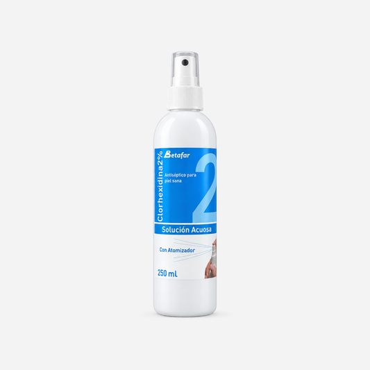 Spray Clorhexidina 2% Acuosa 250ML antiséptico de Laboratorios Betafar en Gran Canaria, vista frontal del envase con atomizador y etiquetado azul.